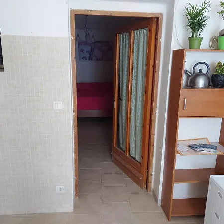 Appartamentino Con Cortile, Centro Storico Sassari