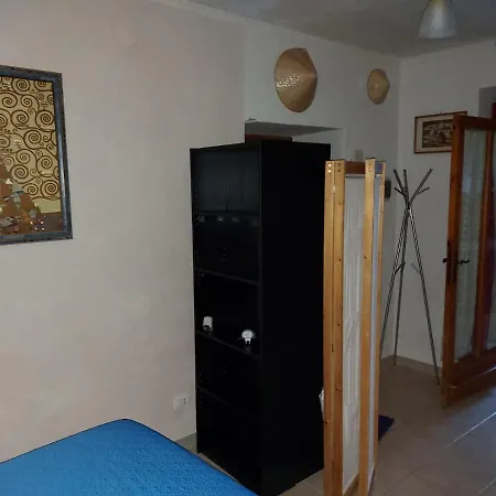 Appartamentino Con Cortile, Centro Storico Bed & Breakfast Sassari