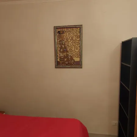 Bed & Breakfast Appartamentino Con Cortile, Centro Storico *